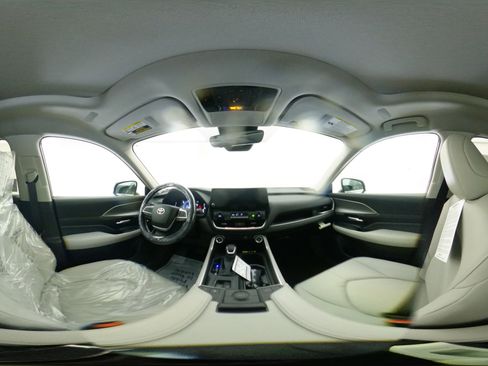New 2026 Toyota Grand Highlander XLE image 33