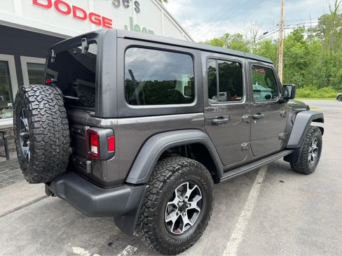 Used 2024 Jeep Wrangler Unlimited Sport AWD/4WD image 8