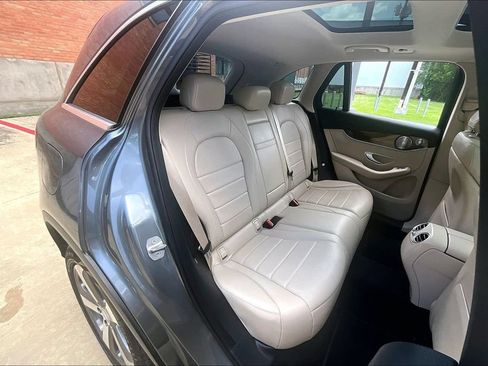 Used 2017 Mercedes-Benz GLC 300 image 38