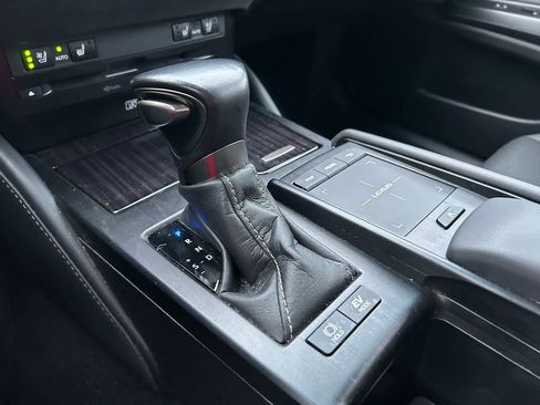 Used 2021 Lexus ES 300h w/ Premium Package FWD image 29
