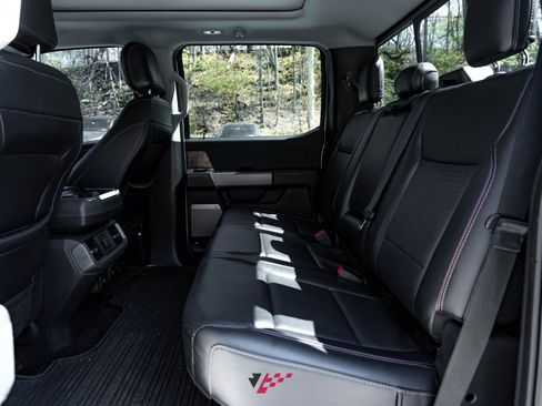 Used 2021 Ford F150 Lariat w/ Max Trailer Tow Package image 11