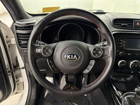 Used 2016 Kia Soul + w/ Soulful Package image 27