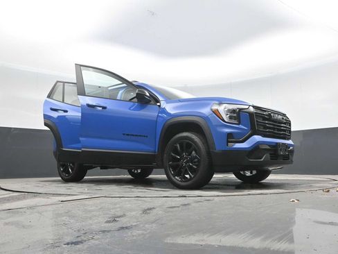 New 2026 GMC Terrain Elevation w/ Black Edition image 57