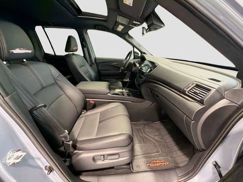Used 2025 Honda Ridgeline TrailSport image 25