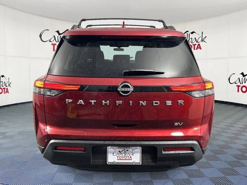 Used 2024 Nissan Pathfinder SV image 6