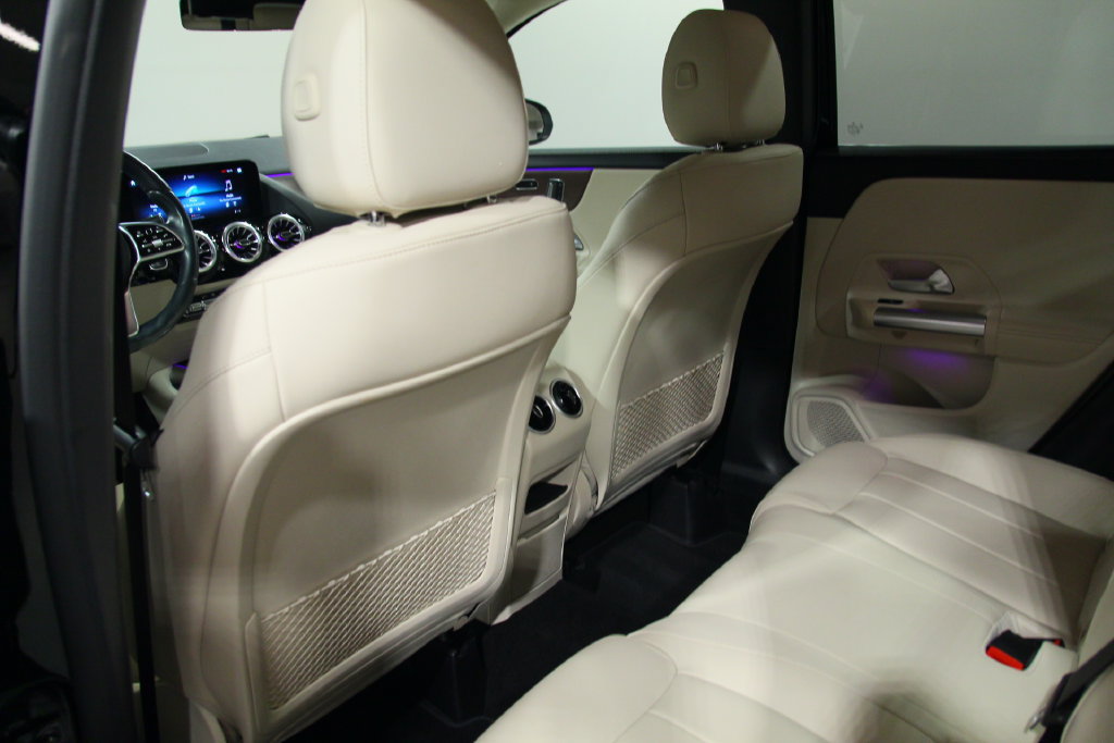 Certified 2023 Mercedes-Benz GLA 250 4MATIC image 19