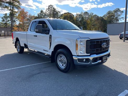 Certified 2024 Ford F250 XL image 4