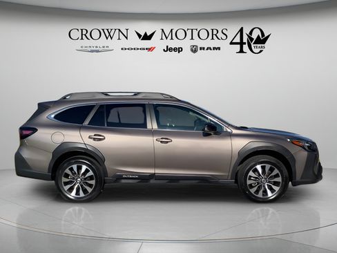 Used 2024 Subaru Outback Limited AWD/4WD image 4