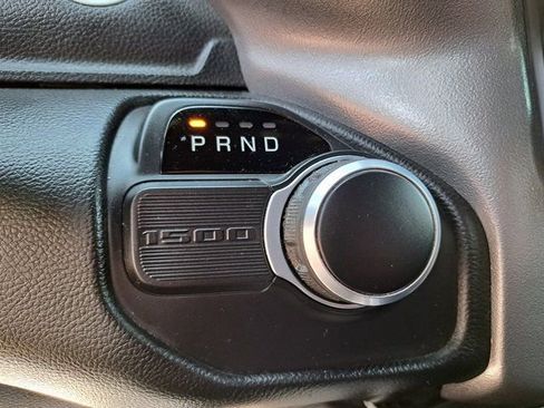 Used 2019 RAM 1500 Big Horn RWD image 13