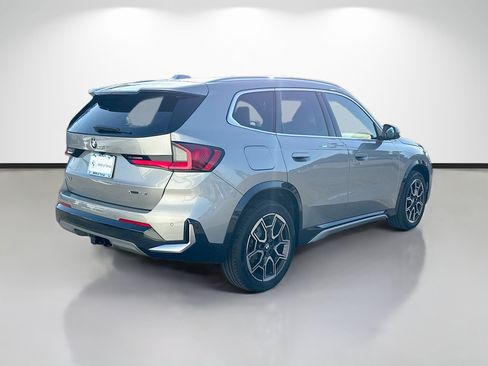 New 2026 BMW X1 xDrive28i w/ Technology Package AWD/4WD image 3