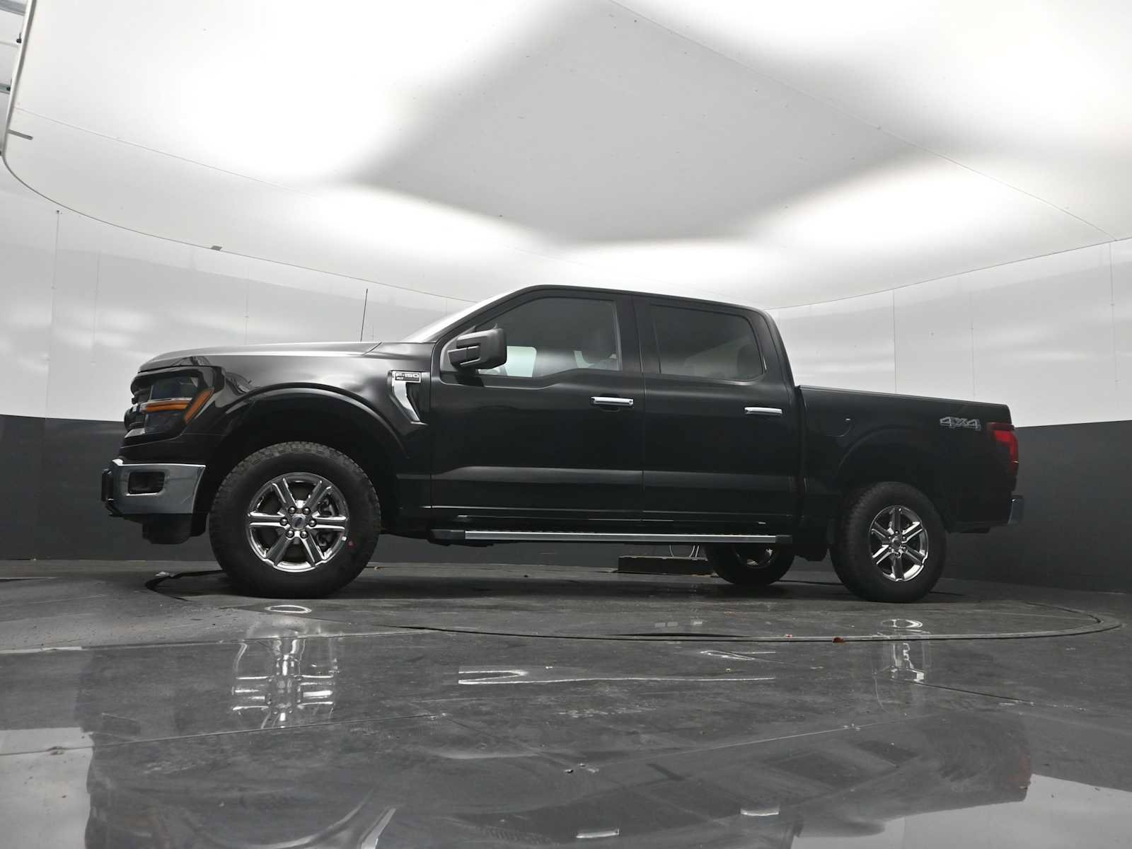 Used 2025 Ford F150 XLT w/ Equipment Group 301A Standard AWD/4WD image 21