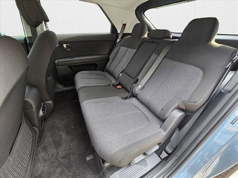New 2025 Hyundai Ioniq 5 SE image 18