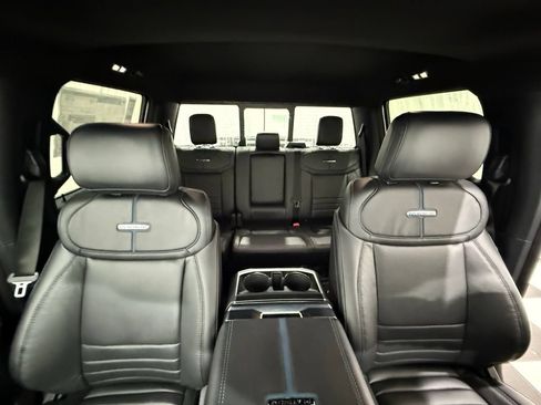 New 2025 Ford F150 Platinum w/ FX4 Off-Road Package AWD/4WD image 33
