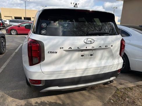 Used 2022 Hyundai Palisade SEL w/ 8P Bench Seat Package image 5