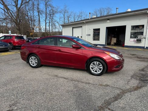 Used 2012 Hyundai Sonata GLS FWD image 8