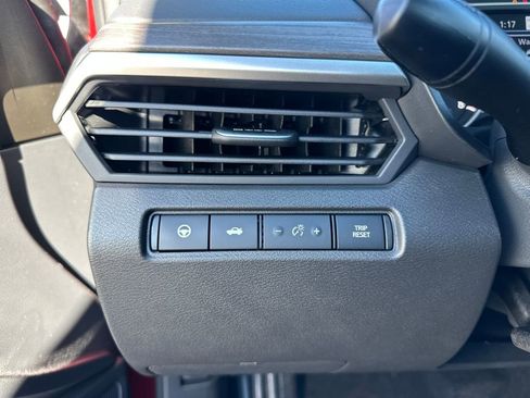 New 2025 Nissan Altima 2.5 SL image 12