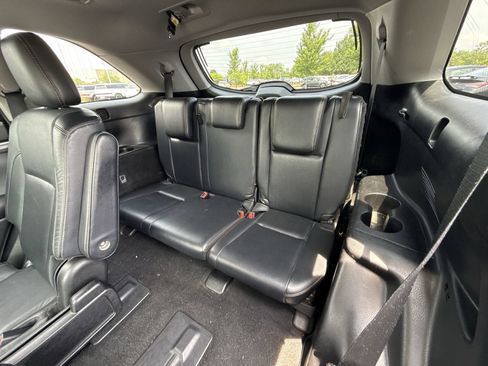 Used 2018 Toyota Highlander Limited AWD/4WD image 25