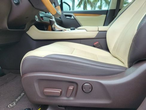 Used 2019 Lexus RX 350 FWD w/ Premium Package image 15