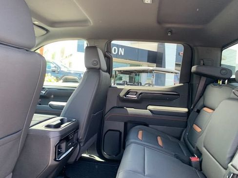 New 2026 GMC Sierra 1500 AT4 w/ Technology Package AWD/4WD image 12