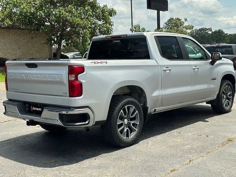 Used 2020 Chevrolet Silverado 1500 LT w/ Texas Edition AWD/4WD image 7