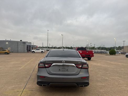 Used 2022 Nissan Maxima SV w/ Floor Mat Group image 19
