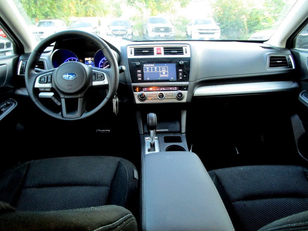 Used 2015 Subaru Outback 2.5i Premium AWD/4WD image 2