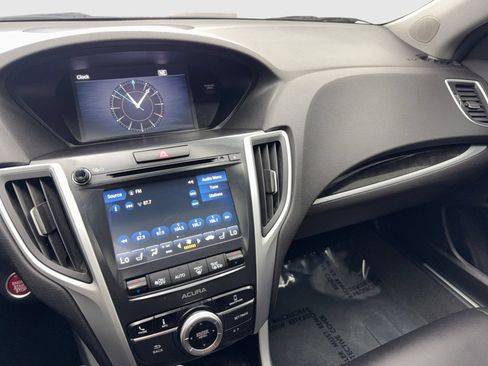 Used 2018 Acura TLX FWD image 23