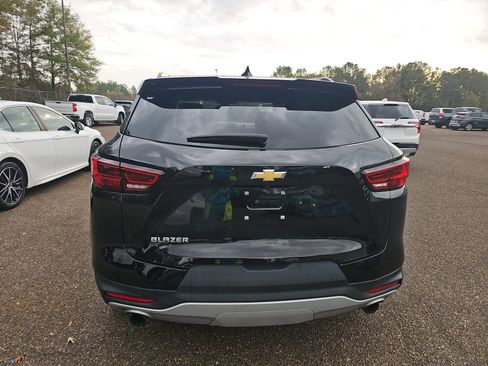 Used 2024 Chevrolet Blazer LT w/ Convenience Package image 6