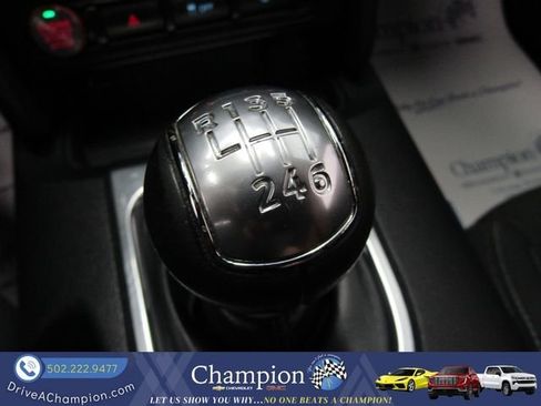 Used 2018 Ford Mustang Coupe RWD image 28