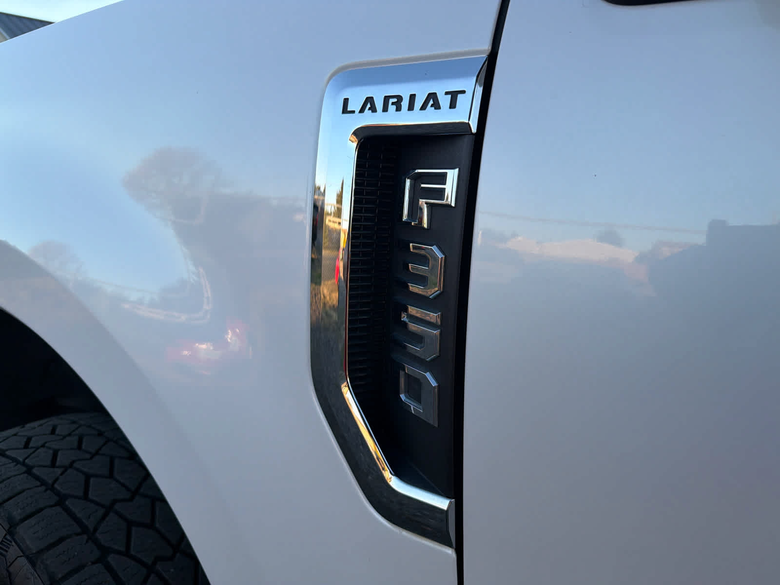 Used 2017 Ford F350 Lariat w/ Chrome Package AWD/4WD image 13