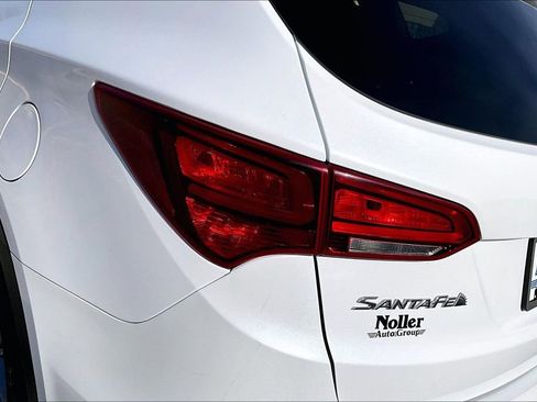 Used 2017 Hyundai Santa Fe Sport AWD/4WD image 25