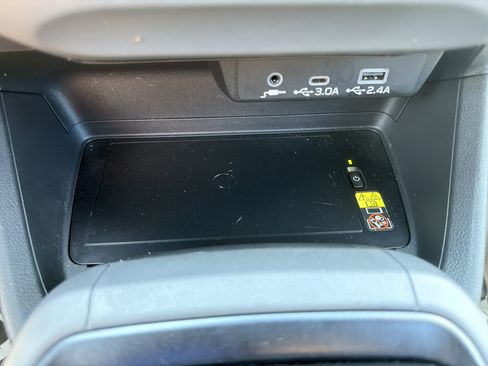 Used 2024 Subaru Crosstrek 2.5i Limited w/ Crosstrek Mirror Package AWD/4WD image 13