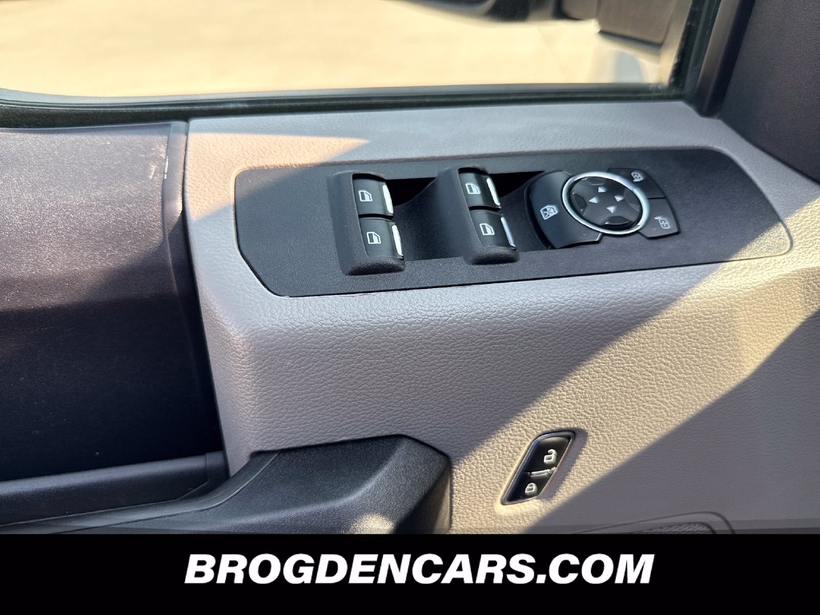 Used 2020 Ford F250 XL w/ STX Appearance Package AWD/4WD image 8