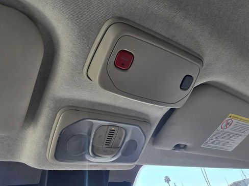 Used 2023 RAM ProMaster 2500 image 31