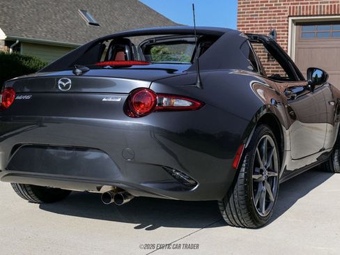 Used 2017 MAZDA MX-5 Miata RF Grand Touring RWD image 8