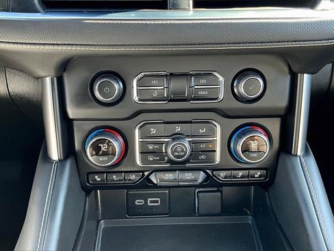 Used 2024 Chevrolet Tahoe Premier image 31