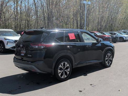 Certified 2023 Nissan Rogue SV image 3