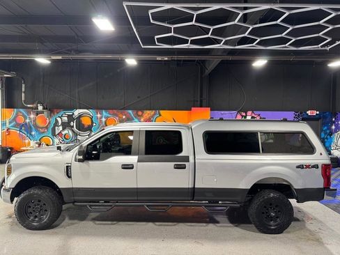 Used 2018 Ford F350 XL w/ Power Equipment Group AWD/4WD image 2