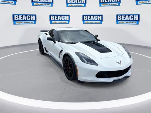 Used 2019 Chevrolet Corvette Grand Sport RWD image 3