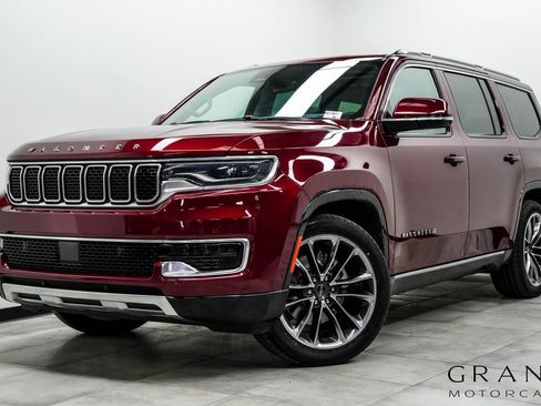 Used 2022 Jeep Wagoneer Series III w/ Premium Group I AWD/4WD image 1