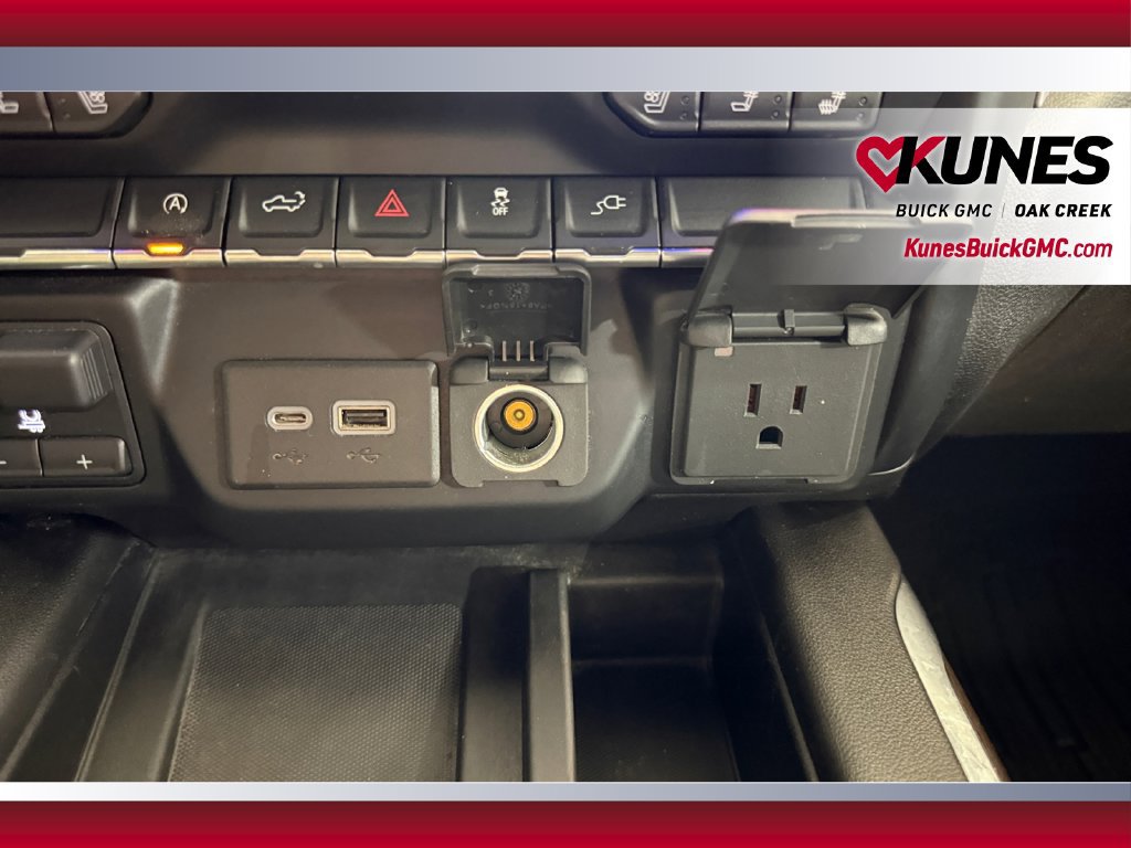 Used 2019 GMC Sierra 1500 SLT w/ SLT Premium Package AWD/4WD image 33