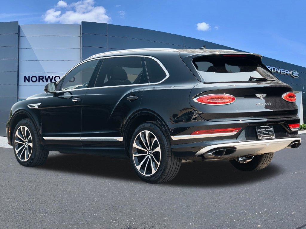 Used 2024 Bentley Bentayga Extended Wheelbase AWD/4WD image 6