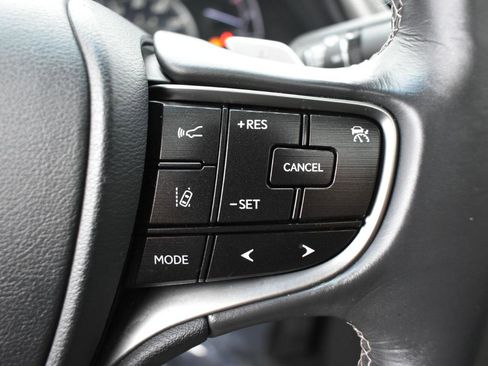 Used 2019 Lexus ES 350 w/ Accessory Package 2 image 16