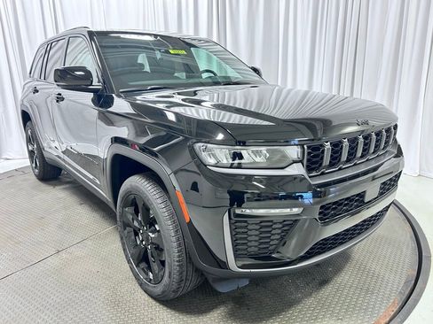 New 2026 Jeep Grand Cherokee Limited AWD/4WD image 24