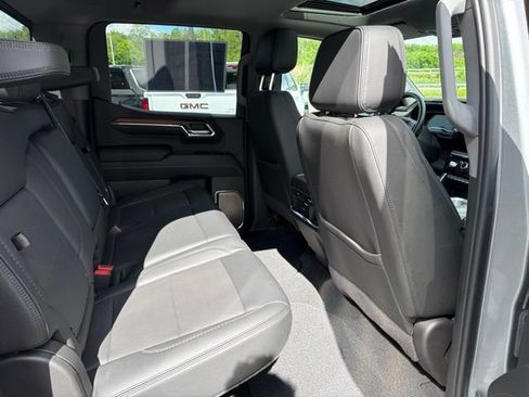 Used 2024 GMC Sierra 1500 Denali w/ Denali Reserve Package AWD/4WD image 13
