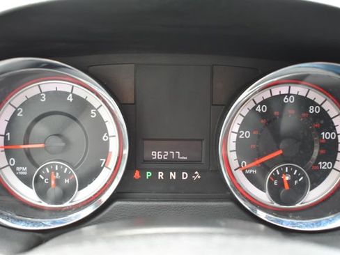 Used 2019 Dodge Grand Caravan SXT FWD image 20