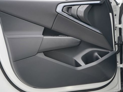 Used 2025 BMW X3 xDrive30i w/ Premium Package image 9