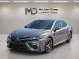 Used 2022 Toyota Camry SE image 2