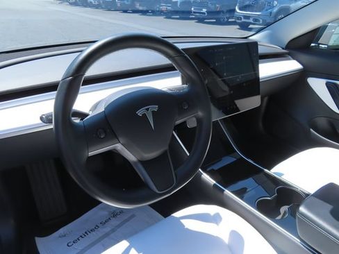 Used 2019 Tesla Model 3 Mid Range RWD image 14