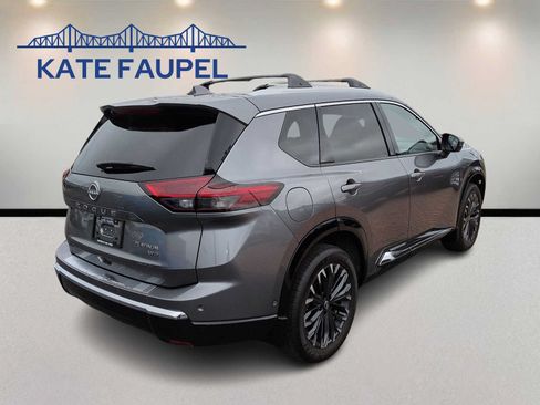 Used 2025 Nissan Rogue Platinum w/ Platinum Premium Package AWD/4WD image 7